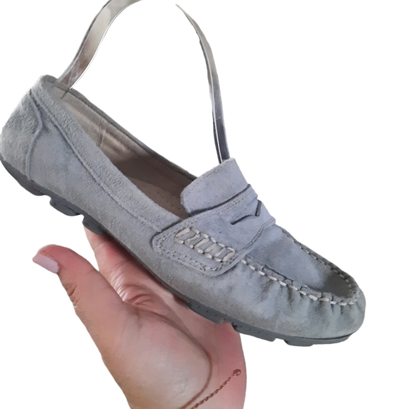 Cynthia Rowley Vintage Blue Suede Pull On Squeeze Loafers - Picture 1 of 10